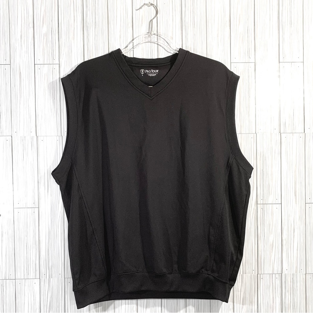 Sleeveless Golf Top